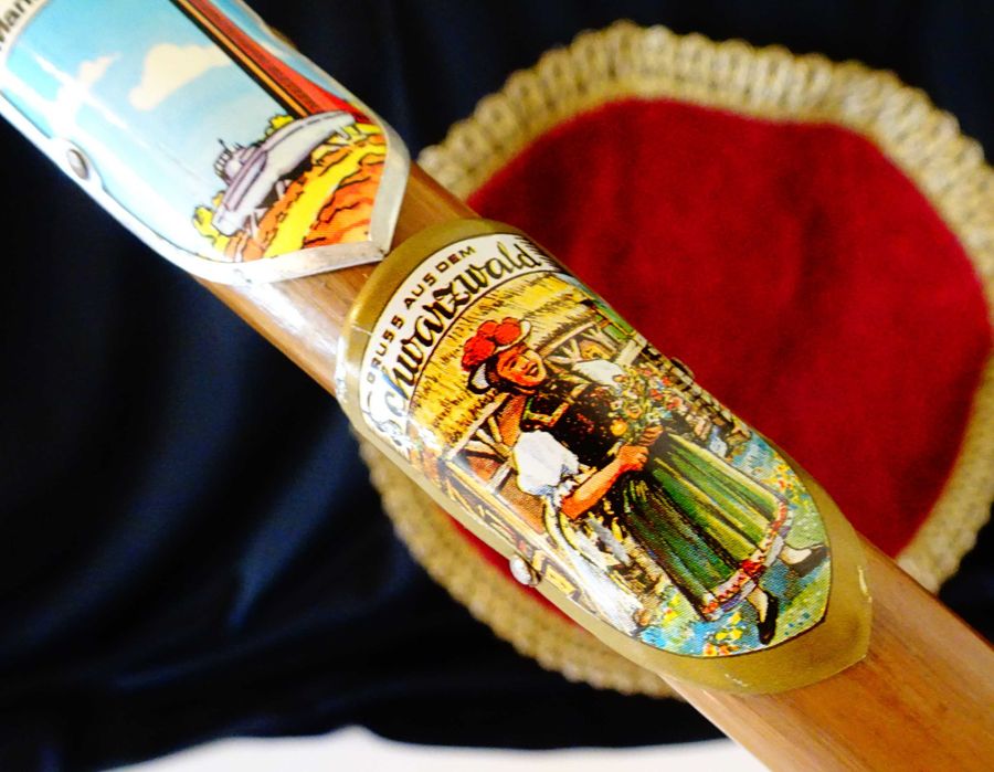 Тиролски туристически бастун 8 значки,Елен,Шварцвалд.