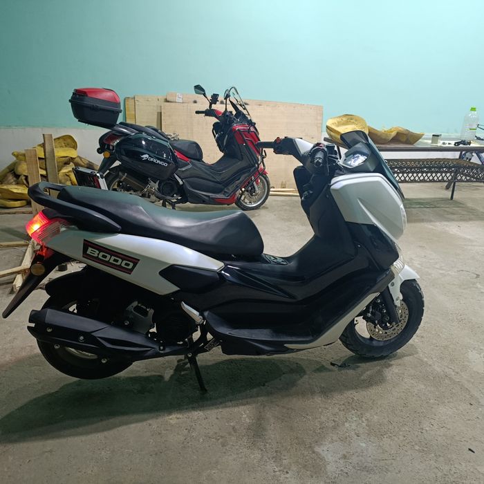 N Max skuter sotiladi, 150 kub