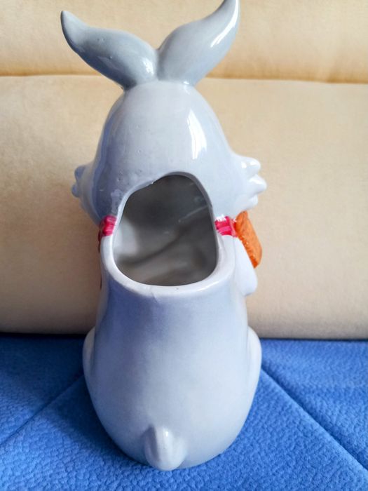 Фарфоровая статуэтка