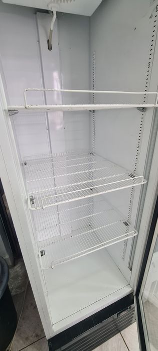 Холодная витрина Capri Россия