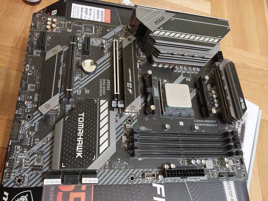 AMD Ryzen 7 5800X + MSI B550 Tomahawk