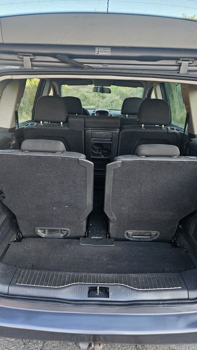 Opel zafira 1.9 motorina 7 locuri