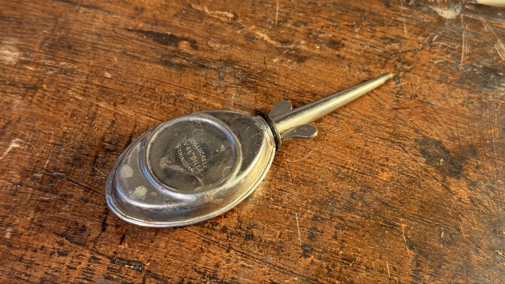 Pipeta ulei oval oiler jos lucas birmingham