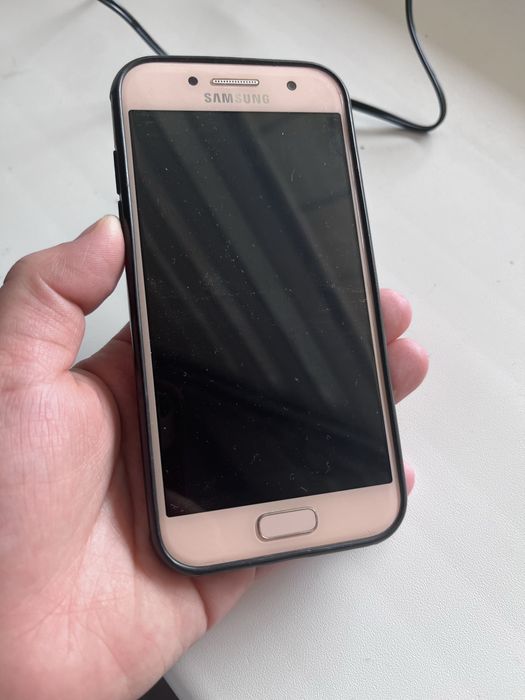 Смартфон 2017 Самсунг А3 16гб