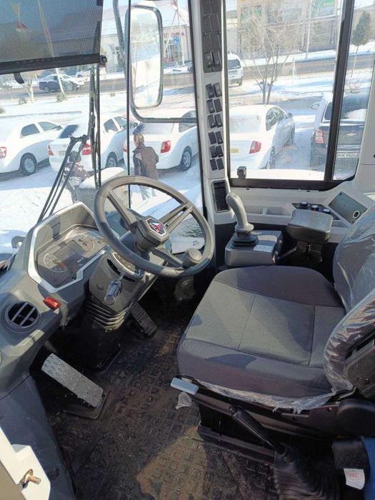 Фронтальный погрузчик SDLG 956HE