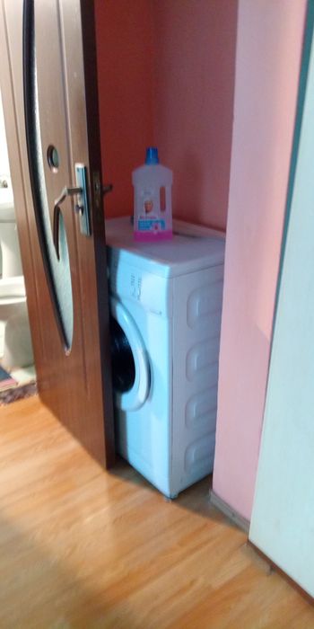 Închiriez apartament în Trivale