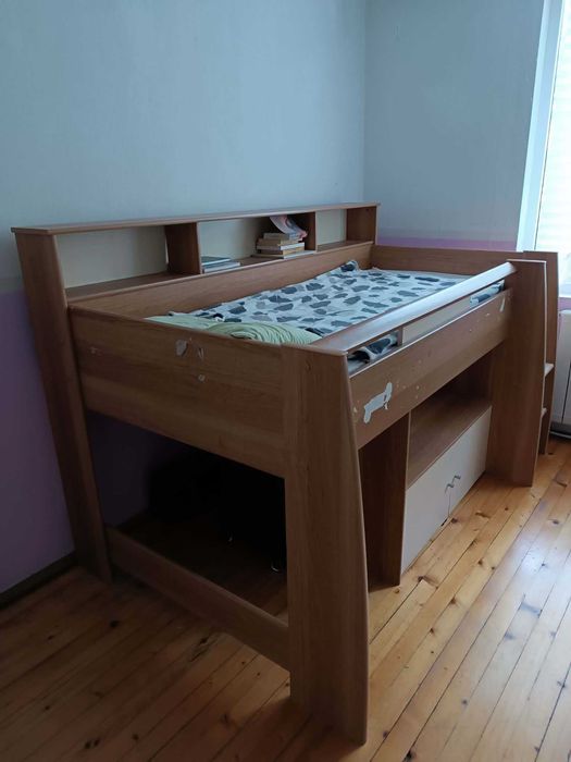 Детско високо легло