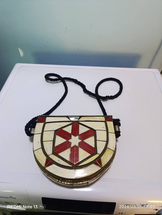 Vintage чанта естествена кост Комбинирана с червен емайл