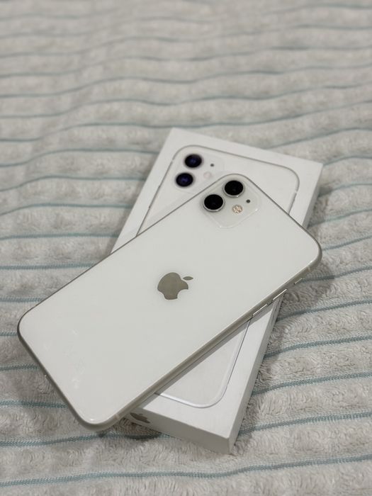 iPhone 11 в идеальном состоянии