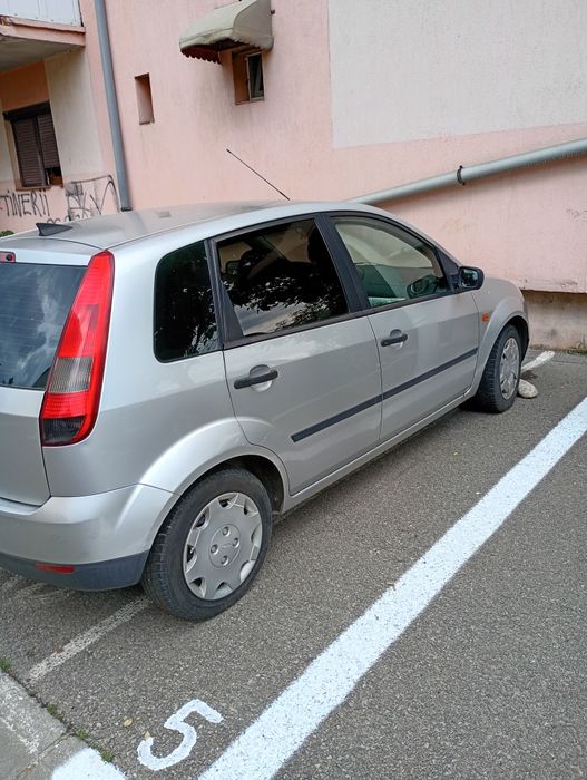 Ford fiesta 1,3  -2002