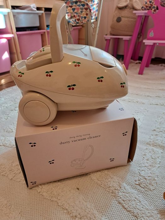 Konges Slojd Детска прахосмукачка - Cherry