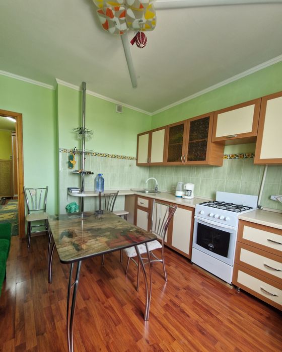 Продам 1 кв 48 квм рн Шанхай