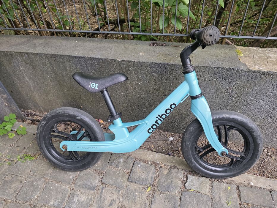 Bicicleta fara pedale Cariboo ultraușoară