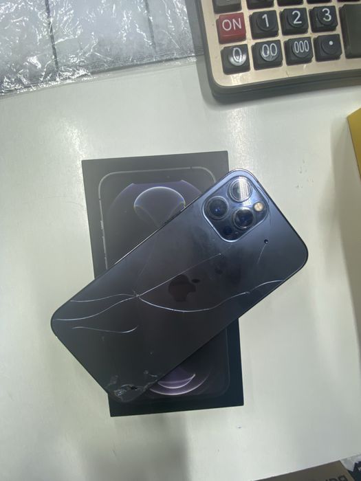 Продам iphone 12 pro max 256gb