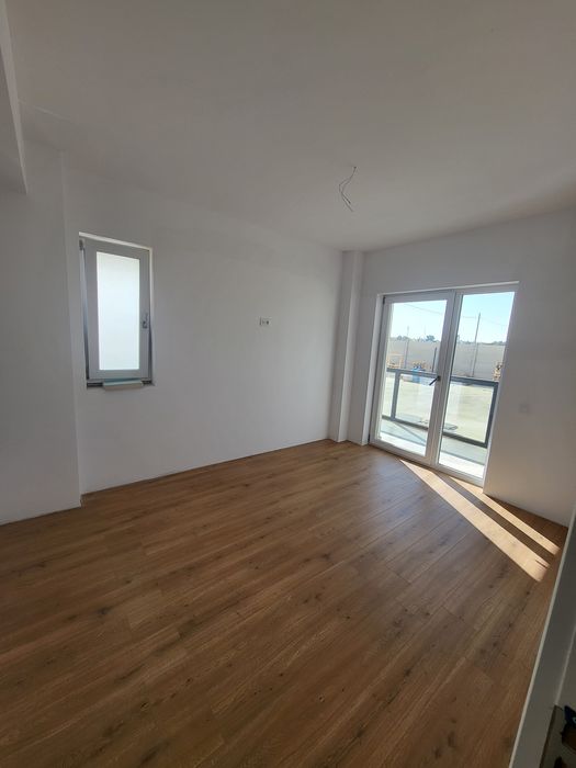 Apartament nou cu încălzire în pardoseala