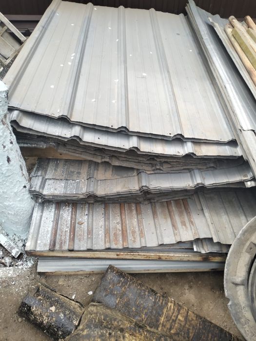 Продам листы в хорошем состоянии