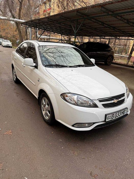 Lacetti Gentra 2023 A/T, full 3-pozitsiya