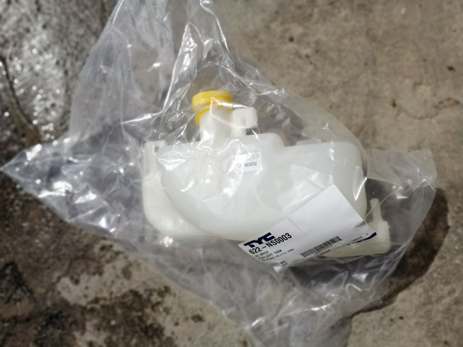 Казанче на антифриз на Nissan Micra