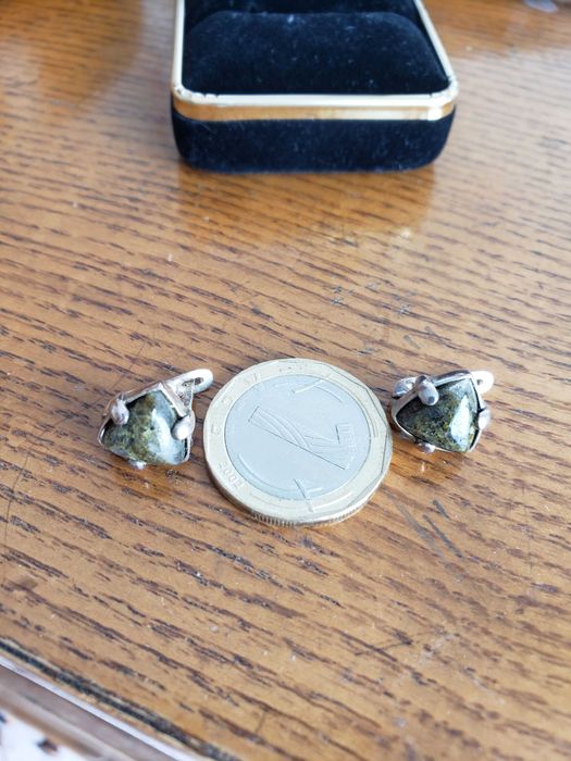 Сребърни обеци със зелен ахат