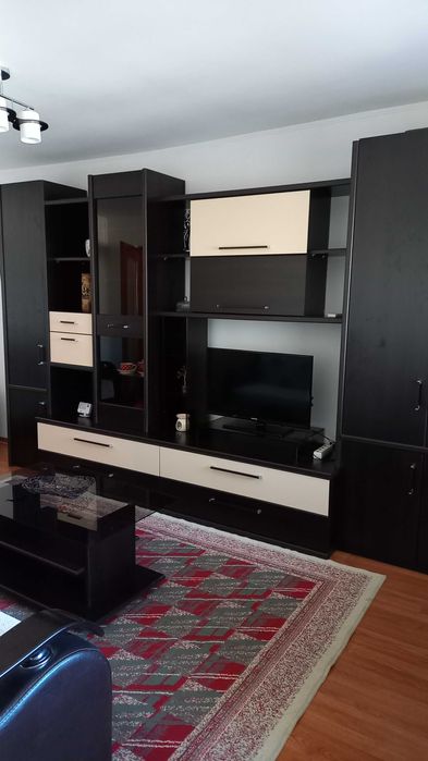 Inchiriez apartament 2 camere