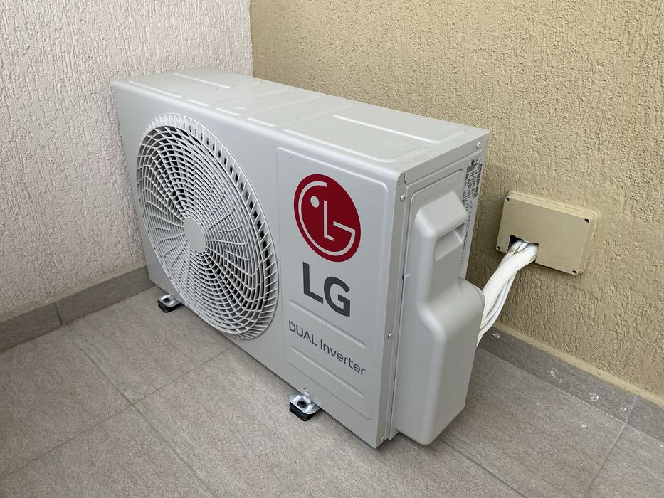 Aer conditionat LG aproape nou 12000 BTU