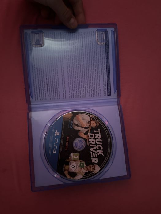 Vand disc de ps4  truck driver , urgent !!