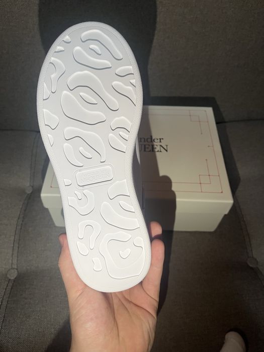Adidasi Alexander McQueen noi marimea 36,37,38