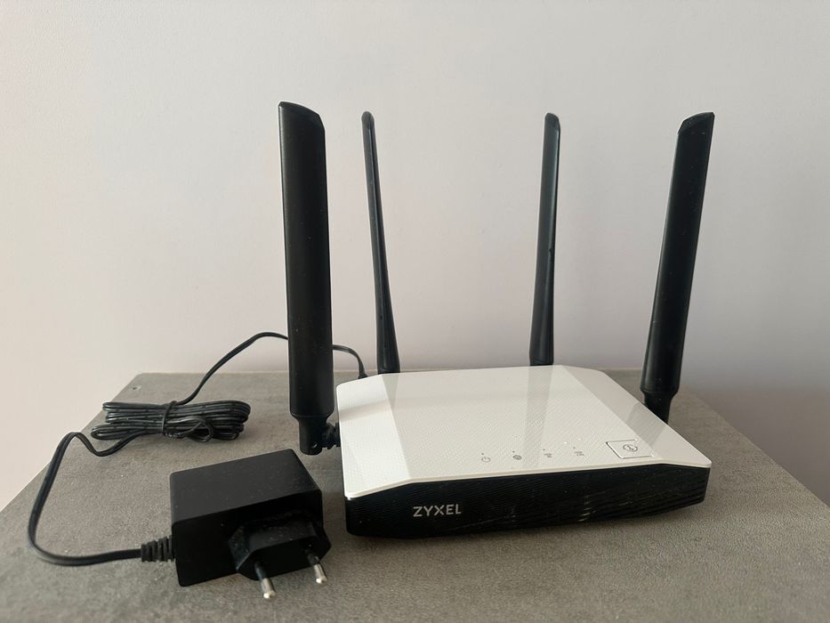 Двубандов Рутер ZyXEL NBG6604 2.4/5.2 GHz