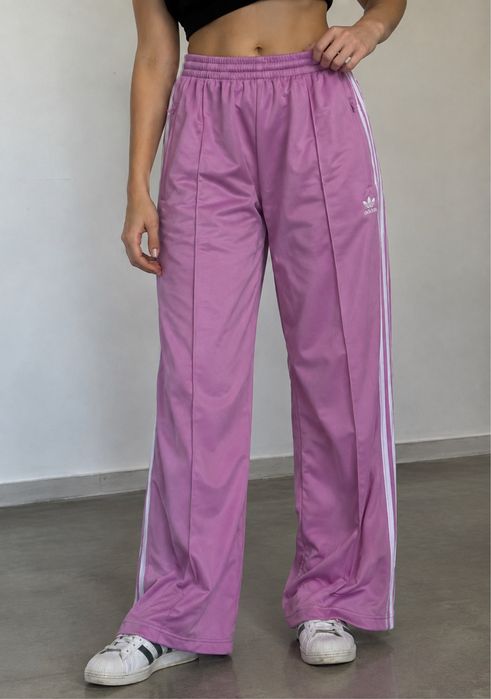 Pantaloni Adidas Firebird – mov/lila