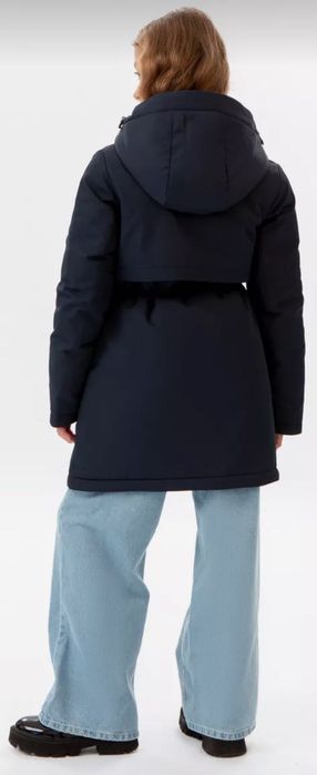 Куртка зимняя для девочки на рост 152см