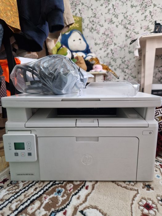 принтер HP LaserJet Pro М130а белый
