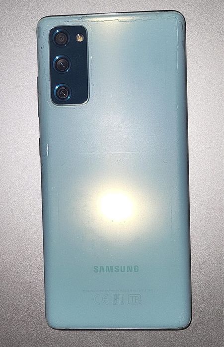 Продам samsung S20fe