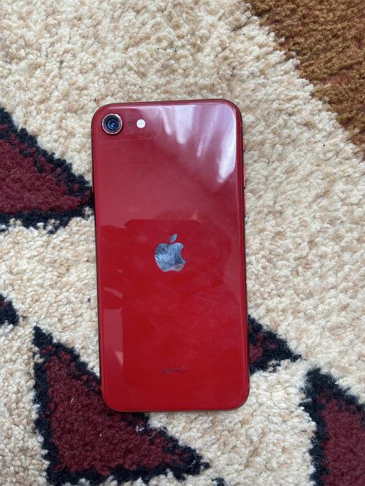 IPhone se merge perfect  camera pe spate sparta  nu il trimit prin  transport doar la buzau