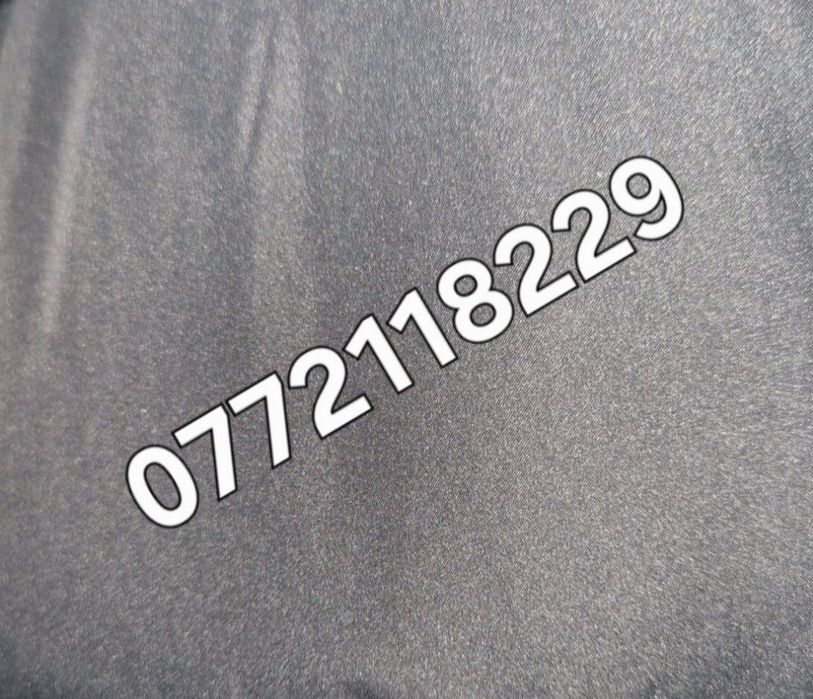 Telefon cu clapeta cu încărcător original