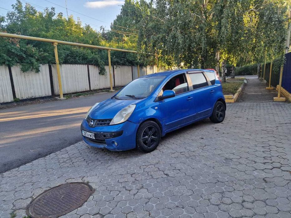 Nissan Note 2007 года