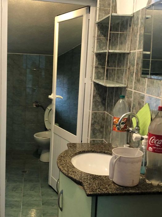 Продавам къща в квартал Марийно