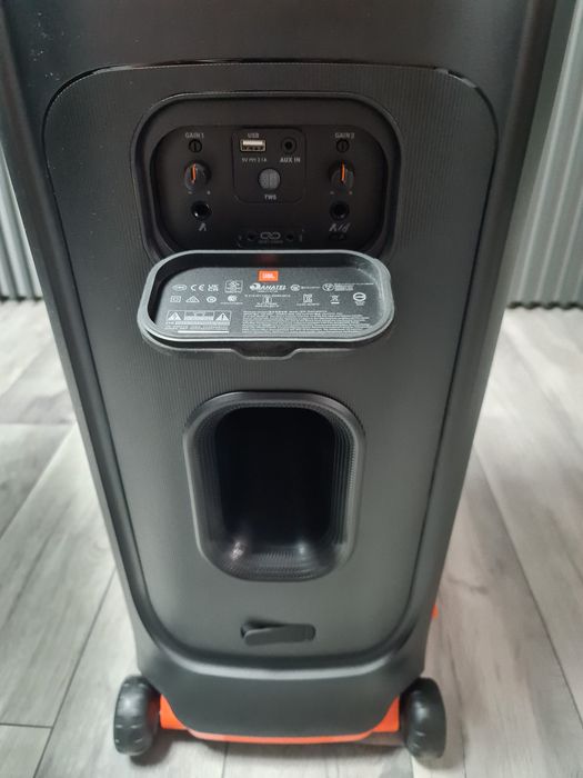 JBL 710 Party Box 800W Floresti • OLX.ro