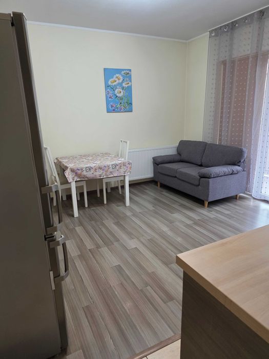 Inchiriez apartament cu 1 camera Strada Alverna