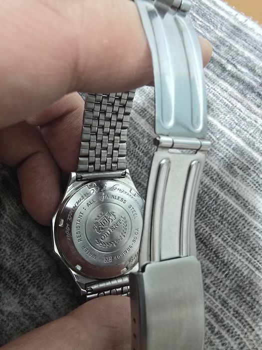 Продам наручные часы