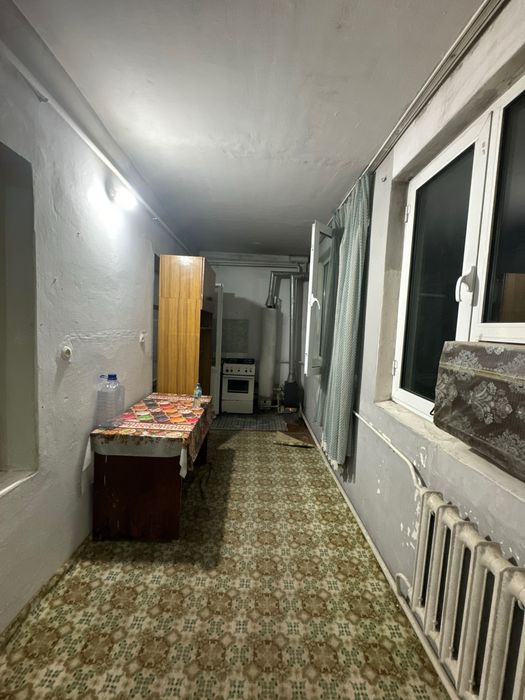 Продается квартира двухкомнатная на Калининском массиве