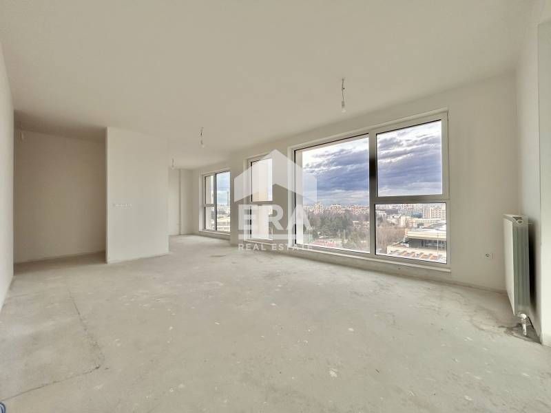 Тристаен апартамент в луксозна резиденция с АКТ 16, район Лозенец