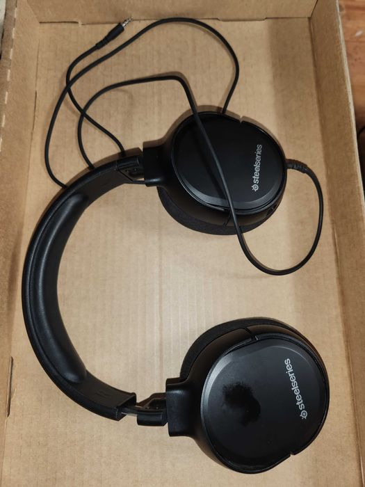 SteelSeries Arctis 1 Wires Gaming HeadSet Detachable mic - Black