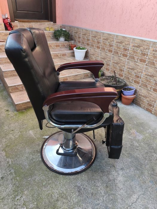 Стол за педикюр    .