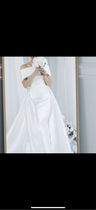 Продам свдебоное платье тли сдам в прокат.