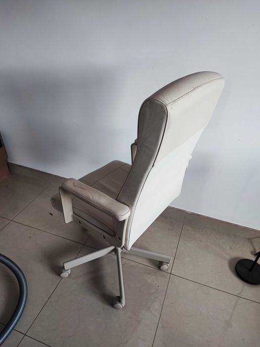 URGENT! Scaun de birou elegant