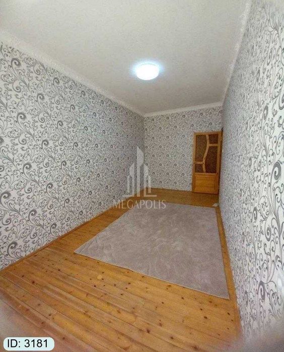 5 mikr somiy mirxan tarafda 4 xona tayyor kvartira sotiladi №3181