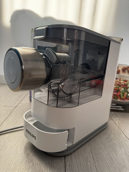 Masina de facut paste Philips