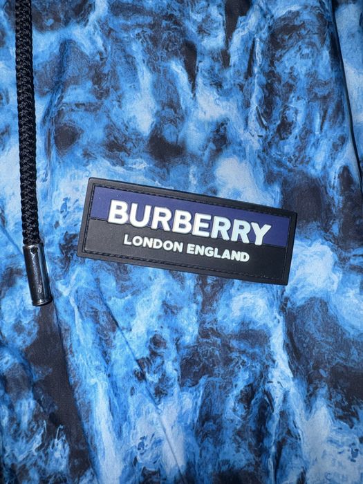 Burberry Packable Water-Print Hooded Jacket / Crossbody Bag - Mărimea S