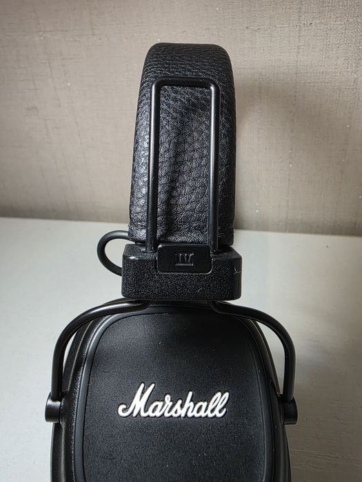 Наушники Marshall Major IV