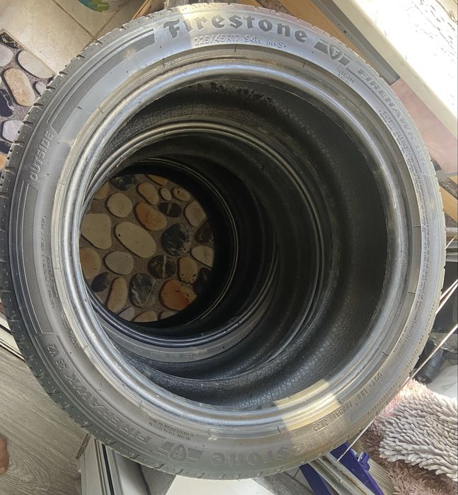 Шины 225/45/17 Firestone